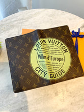 Load image into Gallery viewer, LOUIS VUITTON Monogram Villes D&#39;europe City Guide Notebook Cover
