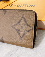 Load image into Gallery viewer, LOUIS VUITTON Giant Monogram Reverse Canvas Zippy Wallet
