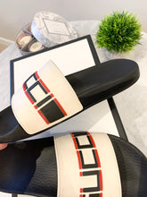 Load image into Gallery viewer, GUCCI Women’s Stripe Rubber Slide Sandals US8
