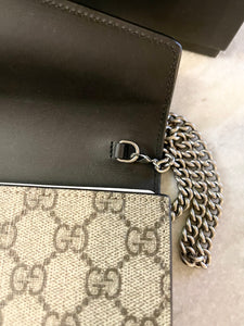 [SOLD] GUCCI Dionysus GG Supreme Wallet-on-a-Chain in Beige/Black