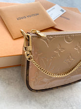 Load image into Gallery viewer, Louis Vuitton 2022 Mini Pochette Accessories Monogram Vernis Leather Chain Bag
