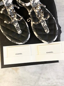 CHANEL CC Tweed Thong Sandals In Black/White (EU)37