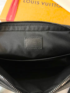 LOUIS VUITTON Calfskin Monogram Shadow Duo Messenger In Black