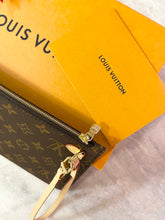 Load image into Gallery viewer, LOUIS VUITTON 2022 Neverfull GM Monogram Wristlet Pouch In Beige
