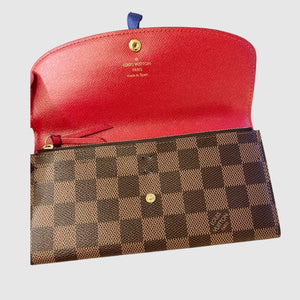 LOUIS VUITTON 2021 Damier Ebene Emilie Wallet In Rouge