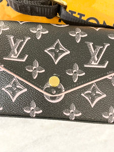 LOUIS VUITTON 2022 Felicie Strap & Go Crossbody Bag In Black