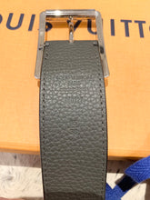 Load image into Gallery viewer, LOUIS VUITTON Men’s Reverso 40mm Reversible Belt In Black 95/38
