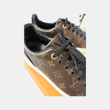 Load image into Gallery viewer, LOUIS VUITTON Monogram Frontrow Sneaker (EU)41
