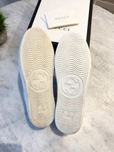 Load image into Gallery viewer, GUCCI New Ace Logo Sneakers In White EU37
