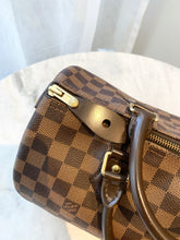 Load image into Gallery viewer, LOUIS VUITTON Damier Ebene Speedy 30 Satchel Bag
