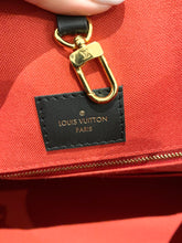 Load image into Gallery viewer, LOUIS VUITTON 2021 OnTheGo MM Monogram Reverse Tote Bag
