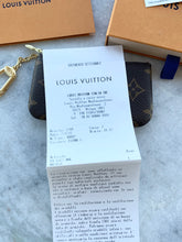 Load image into Gallery viewer, Louis Vuitton Monogram Key Pouch
